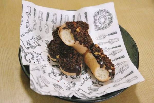 【ミスド】食べられるのは5月まで！？人気クリーム2種入りポンデ実食！