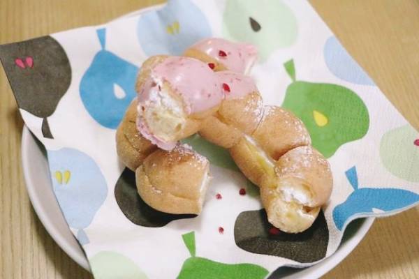 【ミスド】食べられるのは5月まで！？人気クリーム2種入りポンデ実食！