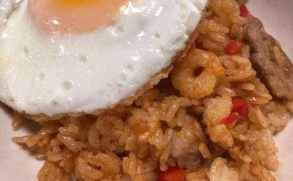 【カルディ】コレ買いおうちで外食気分！混ぜる・炒めるだけご飯の素3選