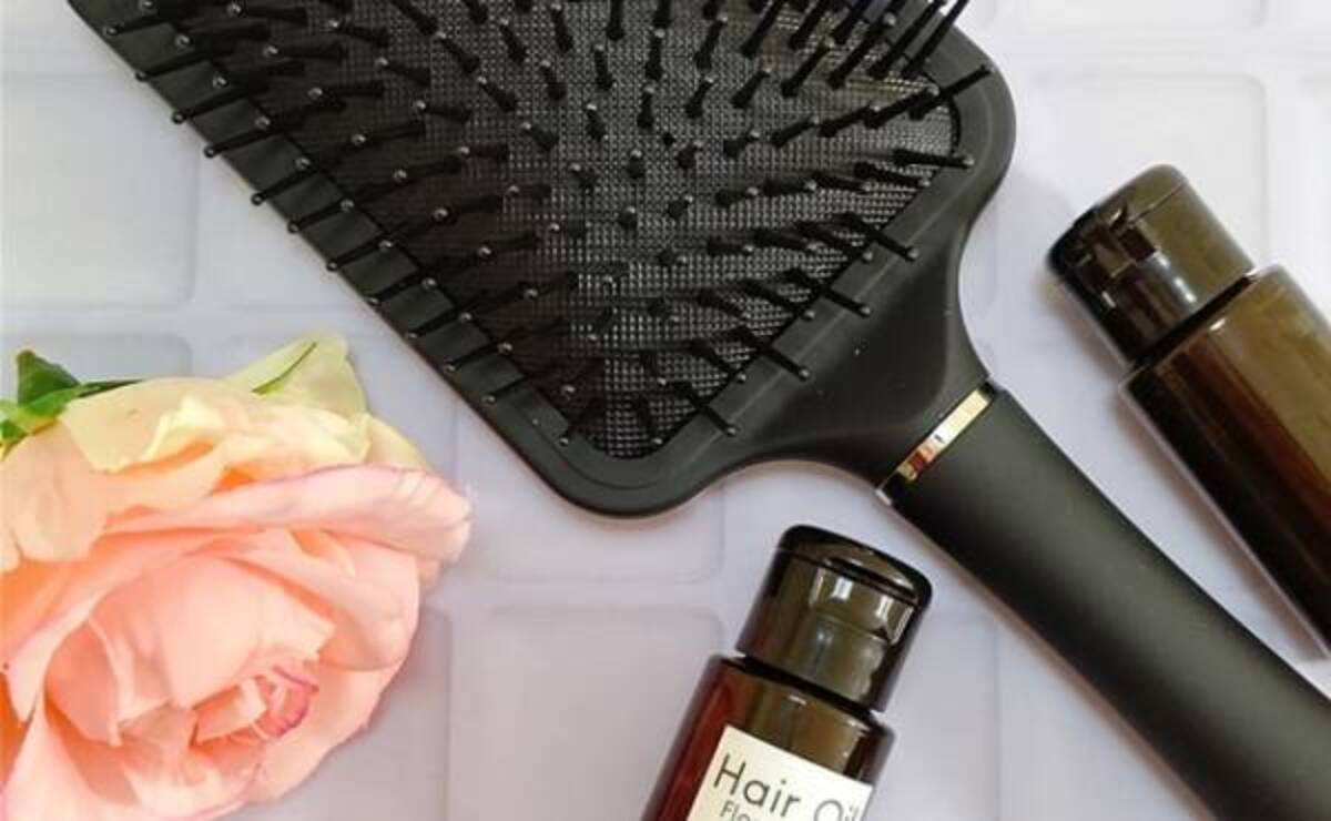 ダイソー に激似のパドルブラシ ヘアオイルでヘアケア 体験談 年5月3日 ウーマンエキサイト 1 4