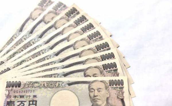 生まれたタイミングによってはもらえない！？ 特別定額給付金について