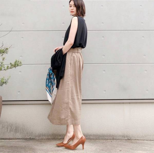 【ユニクロ新作】完売必至！二の腕が細く見える優秀ノースリは絶対買い♡