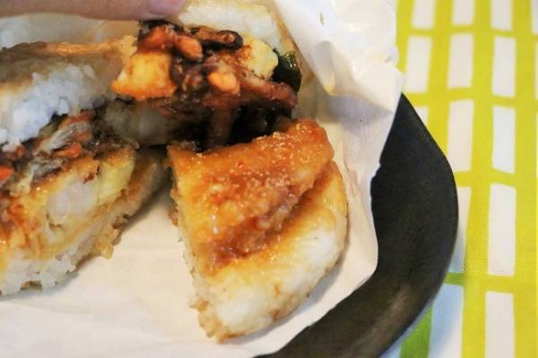 【モス】7月まで！ザクザク食感が激旨！衝撃のライスバーガー2つを実食