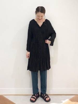 【コーエン】着回し力抜群！シワを気にせず着られるチュニックカーデが神