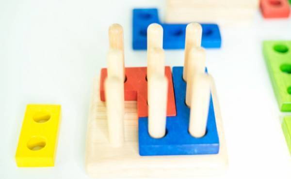 子どもの遊ぶ力を奪うおもちゃ、伸ばすおもちゃ【保育士おとーちゃん6】