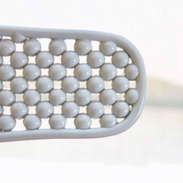 コスパ最強★ニトリの水抜きサンダルが話題！浴室・雨のベランダも快適に