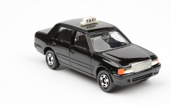 「ヤバイ…」陣痛タクシーが来ない！トラブルが続いてまさかの熱中症に…