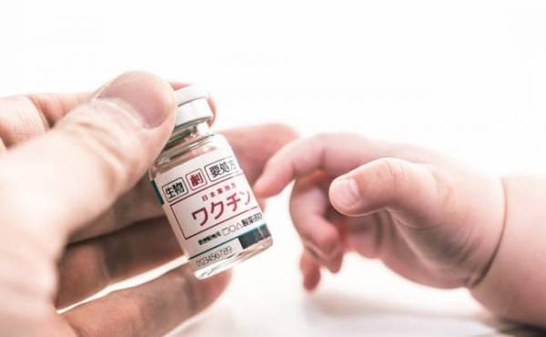 予防接種や健診は不要不急ではありません！ 厚労省がリーフレットを作成