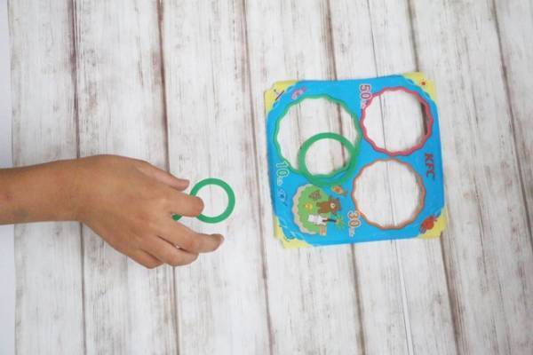 おまけでコレ？！ケンタのキッズセットのおもちゃがハイクオリティすぎ！