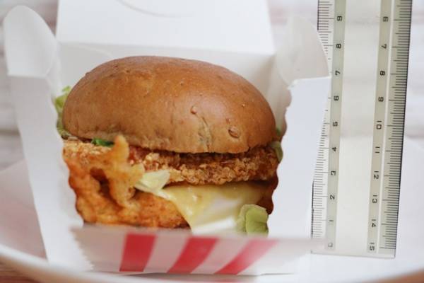 ケンタが本気出してきた…！数量限定の新作がとにかくおいしい！と話題