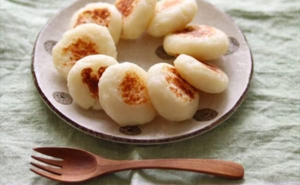 どハマり続出！簡単でめちゃウマなじゃがチーズおやき【管理栄養士監修】