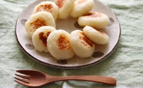 どハマり続出！簡単でめちゃウマなじゃがチーズおやき【管理栄養士監修】