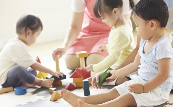 「全然違う…」戸惑うことも。小規模と大規模、どっちの保育所がいい！？