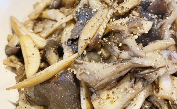 万能すぎ！入れるだけで絶品料理と話題のマニア鬼リピ【カルディ】調味料