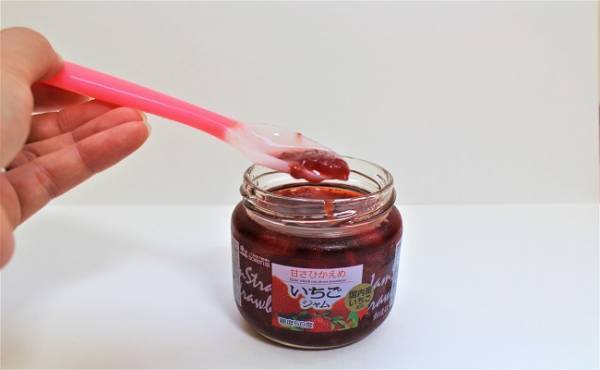 【100均】セリアのシリコンスプーンが便利なワケ！離乳食後も活躍中