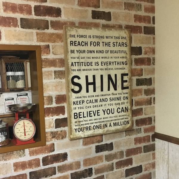 低コストでリノベ並みの変化！ダイソーのリメイクシートで理想の部屋に♡