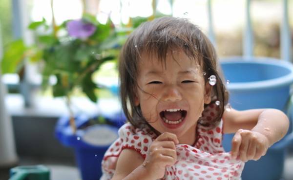 これで夜ぐっすり眠れる！保育園で実践している、人気の夏遊び4選！