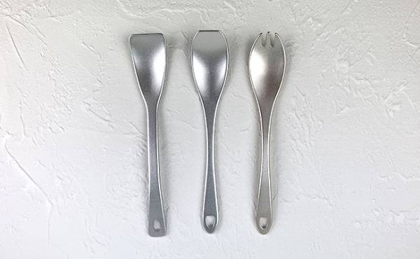 【ダイソー】アイスやパンが美味しくなる！？溶けるカトラリーが爆売れ中