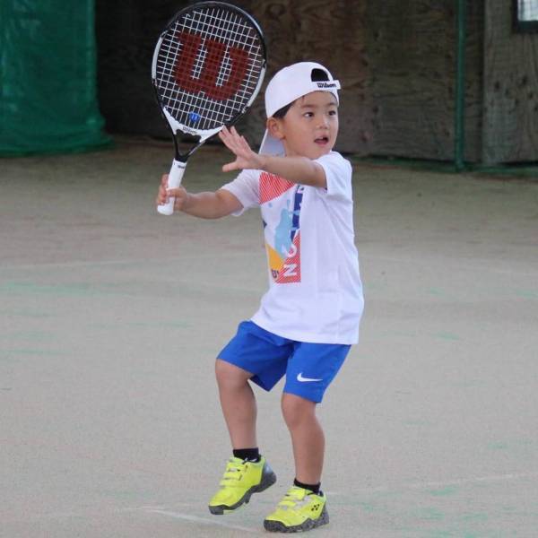 Wilsonと契約！天才兄弟のパパを直撃！こだわり育児を聞きました