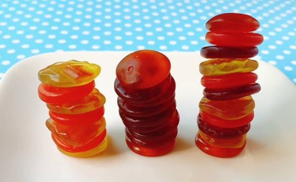 【セブン】話題！ハッピーターンが！？モスが！？異色コラボが斜め上過ぎ