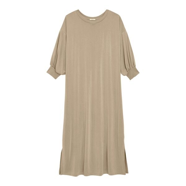 GUさん1900円でいいの！？体型カバーも完璧♪ラクチン高見えワンピ