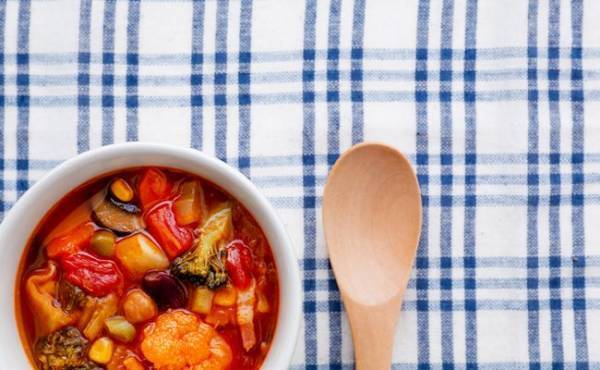 ごはん抜きはNG！ 助産師推薦、抱っこしながら栄養満点「ママごはん」