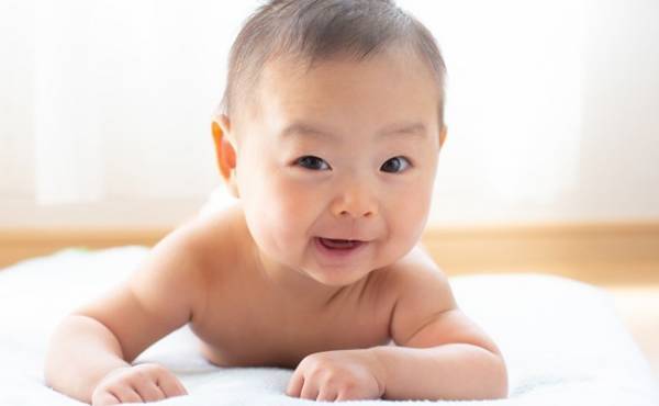 2020年8月に出産を発表した芸能人・有名人一覧