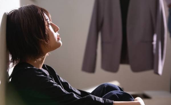 働く女性の4〜5人に1人が不妊退職。経済損失は1345億円以上も！？