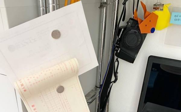 これはスゴイ！何でも引っ掛け！ 超使いやすいスチールラック収納のワザ