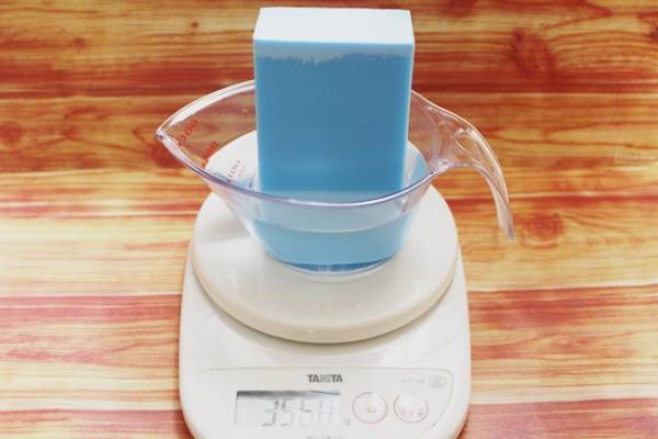 【ニトリ】何コレめっちゃ吸う！売り切れ続出！話題のスポンジって！？