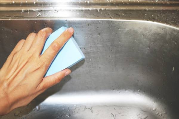 【ニトリ】何コレめっちゃ吸う！売り切れ続出！話題のスポンジって！？