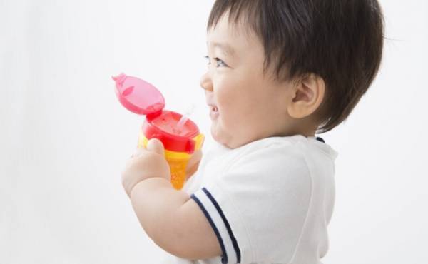 「これはあって便利だった！」離乳食が始まったら役立つ食事グッズ3選