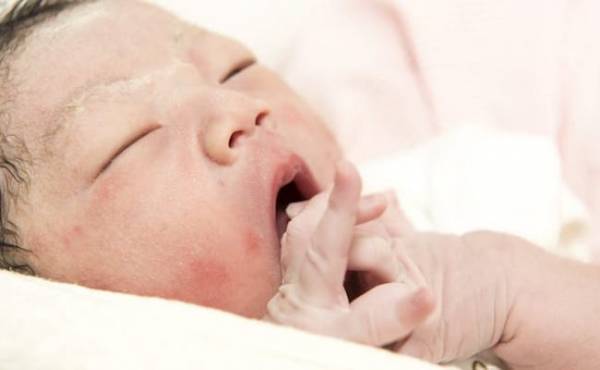 【厚労省速報】今年の出生数はどうなる？コロナウイルス の影響は不可避！？