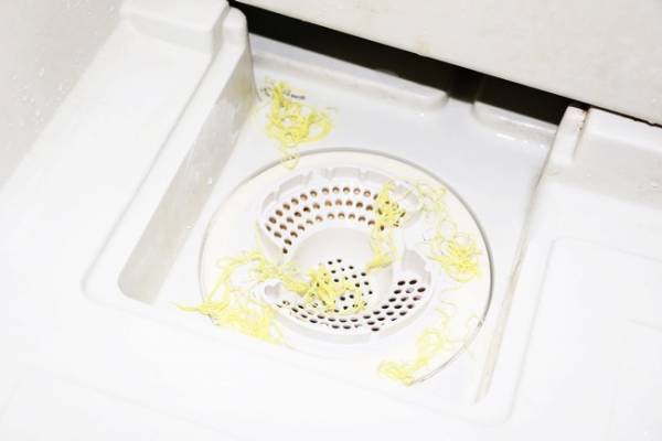 【ニトリ】排水口の髪の毛、簡単にポイ！ストレスが激減する神アイテム♪