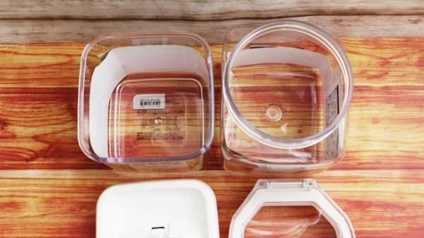 【ニトリ】徹底比較！大人気の2大キャニスター、どっちが便利！？