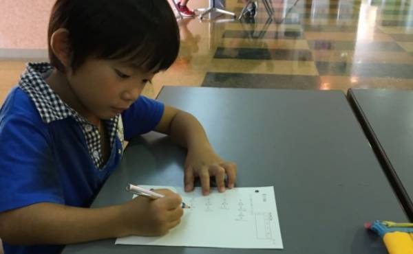 国内外で大注目の天才キッズボウラー！勉強との両立を実現する子育てとは