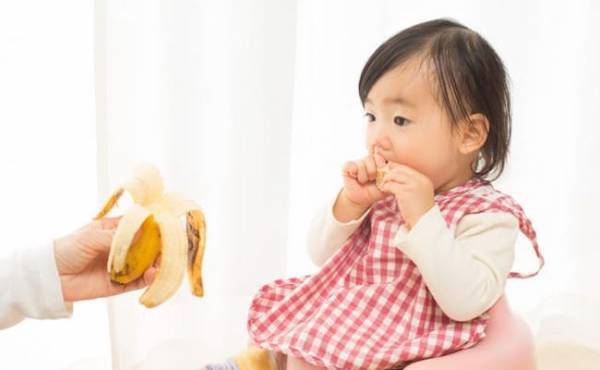 野菜を食べなくなっちゃうかも！？ 果物の与え方はどうしたらいい？