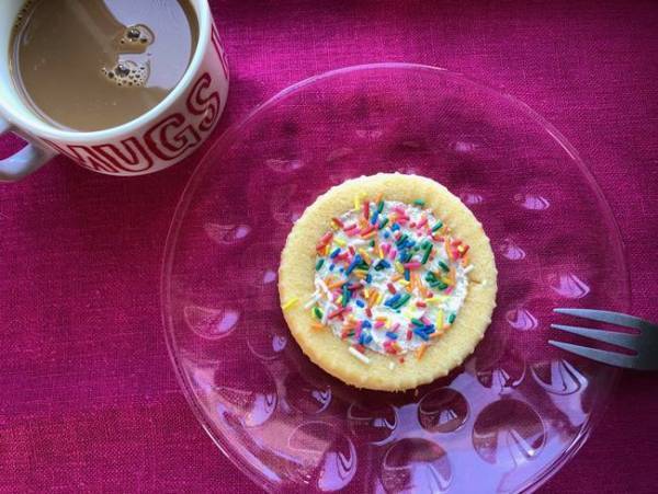 【業務スーパー】激安78円！かけるだけでなんでもかわいくしちゃうヤツ