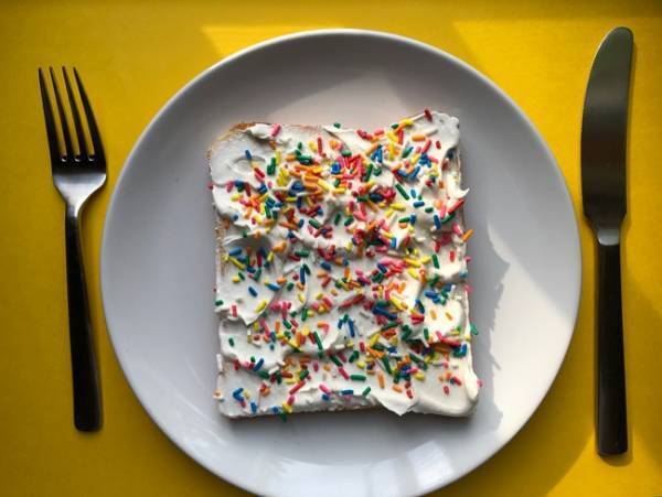 【業務スーパー】激安78円！かけるだけでなんでもかわいくしちゃうヤツ