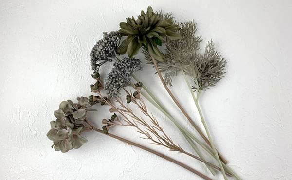 クオリティ高っ！【100均】のフェイクグリーンが本物感あって色々と使える件