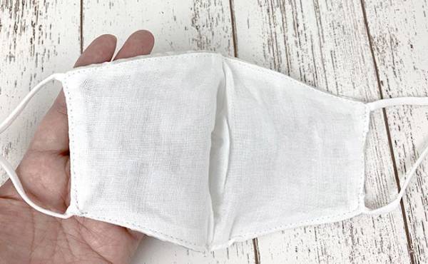 【100均】早くも爆売れ！新しい機能がついた冬仕様のマスクがぞくぞく登場してる件