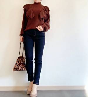 【しまむら】安すぎて指名買い必至！高見えフリルニットが1,290円♡