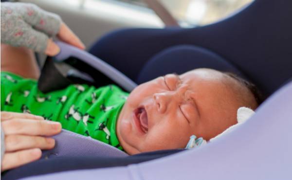 赤ちゃんが頭蓋骨を骨折する事故発生！ 帰省中に起こった思わぬ事故…