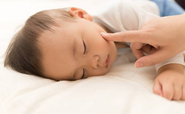 2020年11月に出産を発表した芸能人・有名人一覧