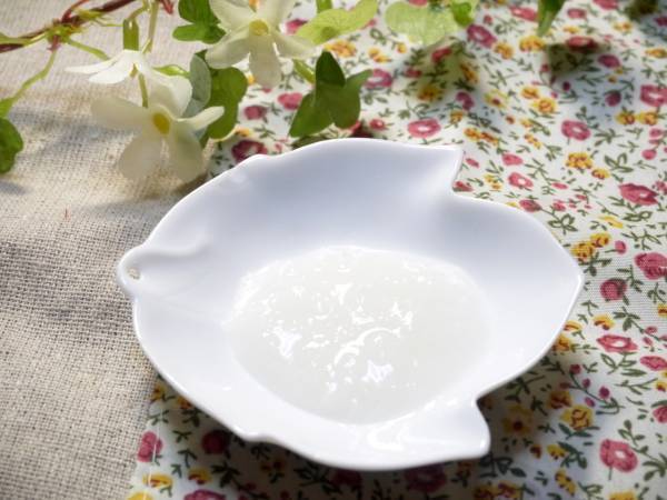 【離乳食の進め方】5〜6カ月ごろ（離乳食初期）のスケジュールや目安量