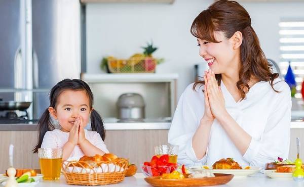好き嫌いナシ！子どもが食に関心を持つようになった子育て習慣【体験談】