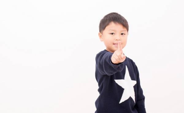 子どもの言葉づかいが悪い…どこで覚えたかと思ったら、まさかの原因が！？