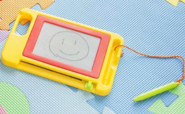 長ーい病院の待ち時間。うちは頼りになるおもちゃで乗り切っています！