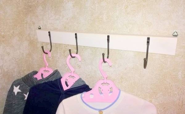 劇的スッキリ！！玄関の「ある場所」を子ども用の定位置にしたら…