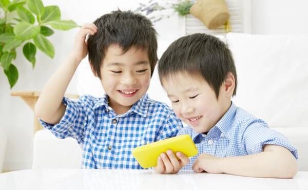 兄弟愛がスゴイ 仲が良すぎて逆に心配 2歳差兄弟ママの体験談 2020年6月15日 ウーマンエキサイト 1 2